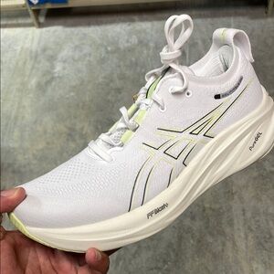 Asics Gel Nimbus 26 Running Shoes